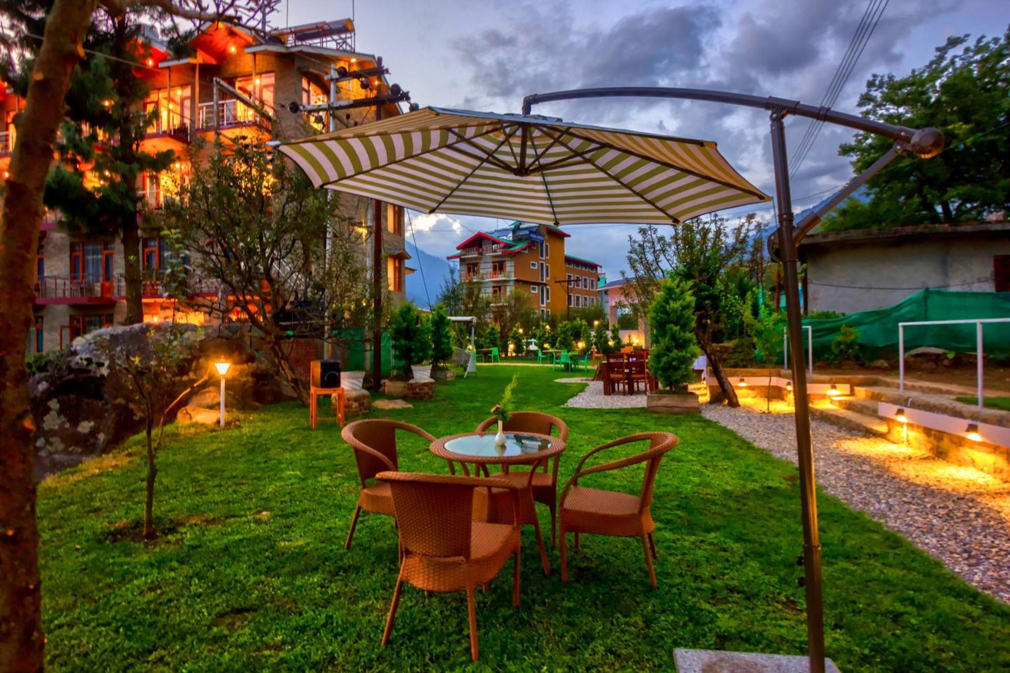 Montana Blues Resort By Snow City Manali  Exterior photo